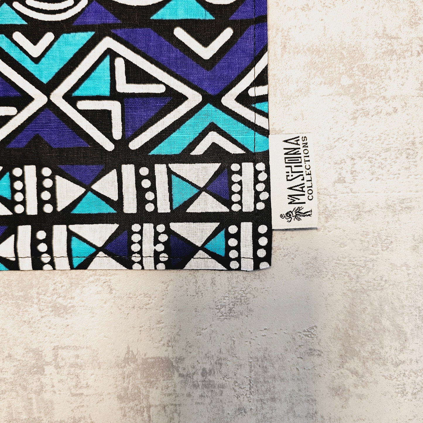 Set of 4 | 8 Placemats | 32cmx42cm | 100% Cotton Placemats.