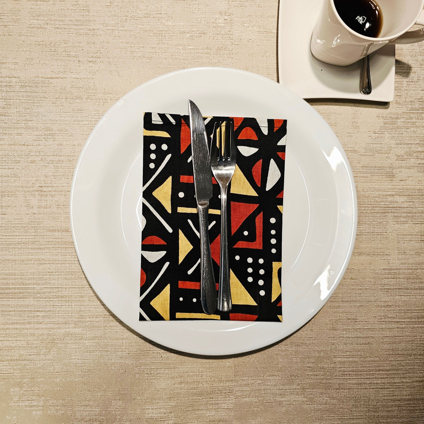 Table Runner and Set of 8 Napkins | 100% Cotton African Print Fabric