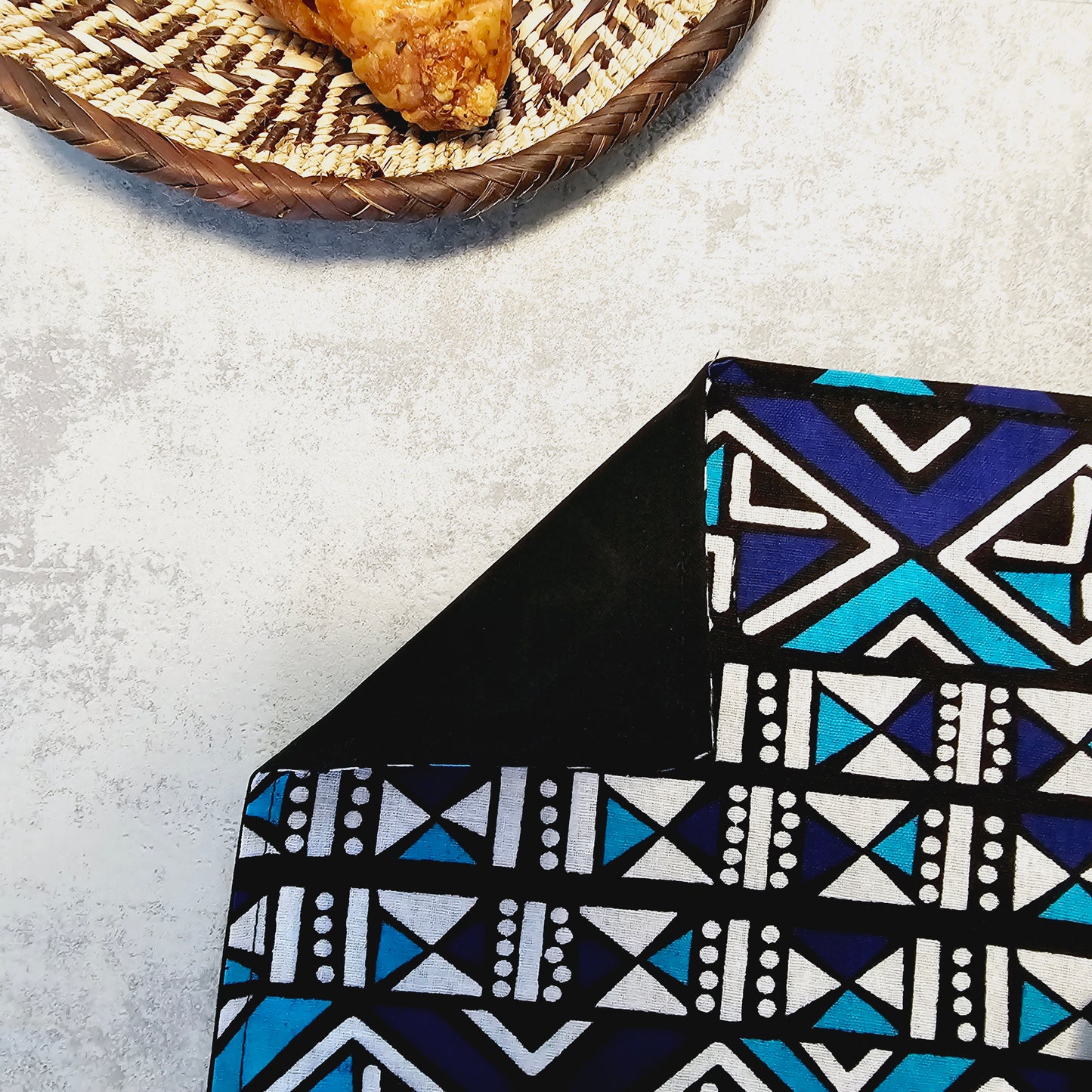 Set of 4 | 8 Placemats | 32cmx42cm | 100% Cotton Placemats.