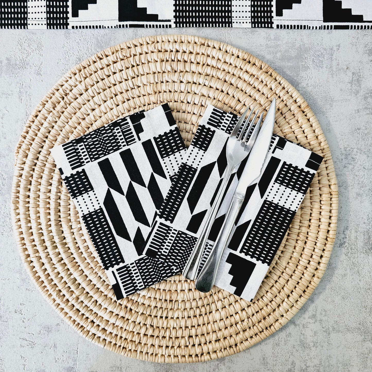 Set van 2 zwarte mudcloth print, Ankara wax, 100% katoenen servetten