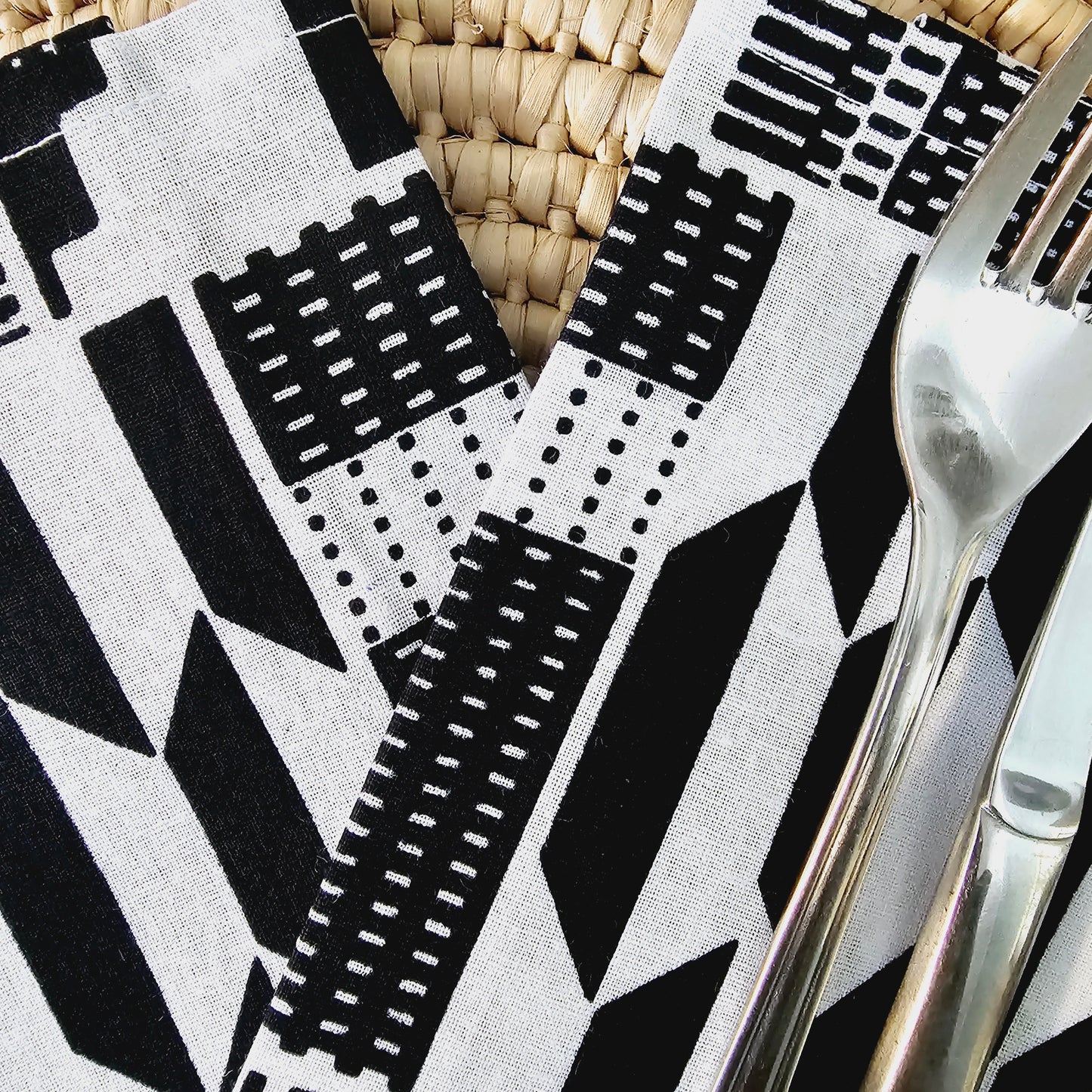 Set van 2 zwarte mudcloth print, Ankara wax, 100% katoenen servetten