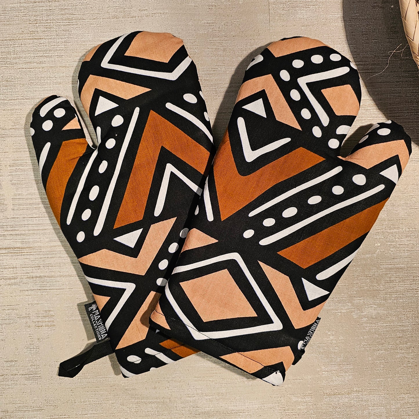Set of 2 Oven Gloves | Cotton African Print Fabric