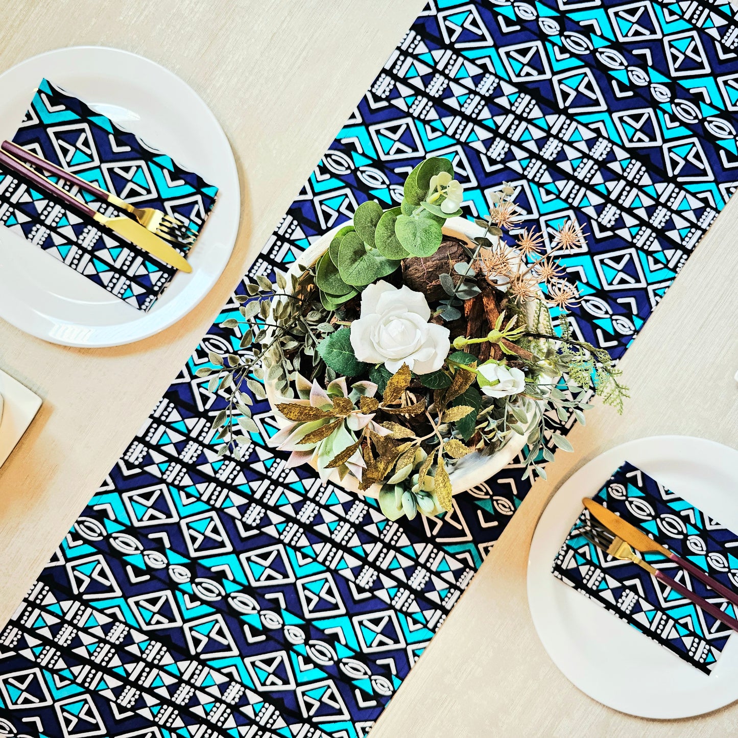 Table Runner and Set of 8 Napkins | 100% Cotton African Print Fabric