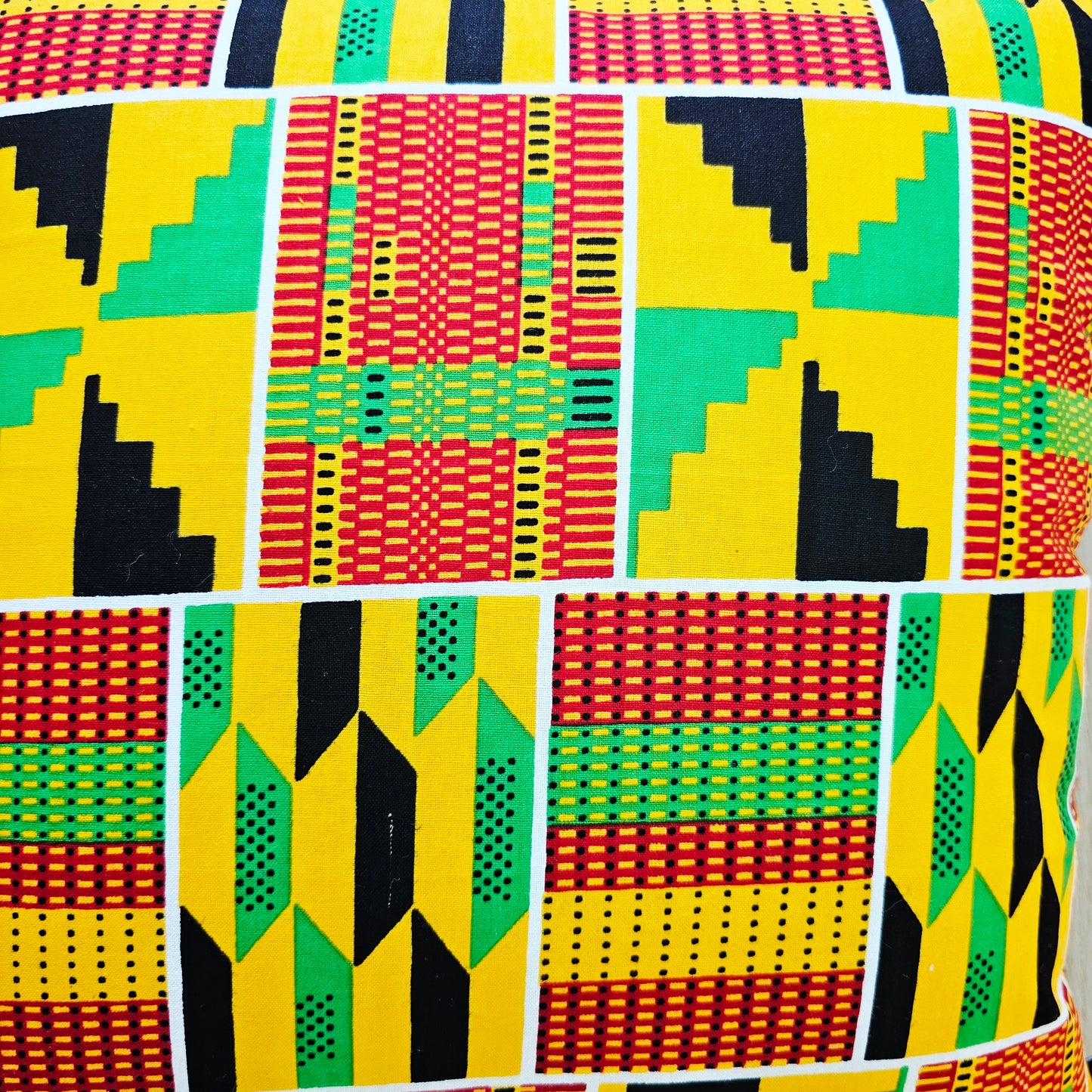 Set of 2 | 4 Cushion Covers |40x40cm | 100% Cotton Wax Ankara Fabric